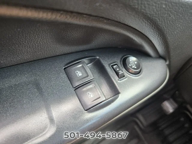 Used 2022 White Chevrolet LT image 32