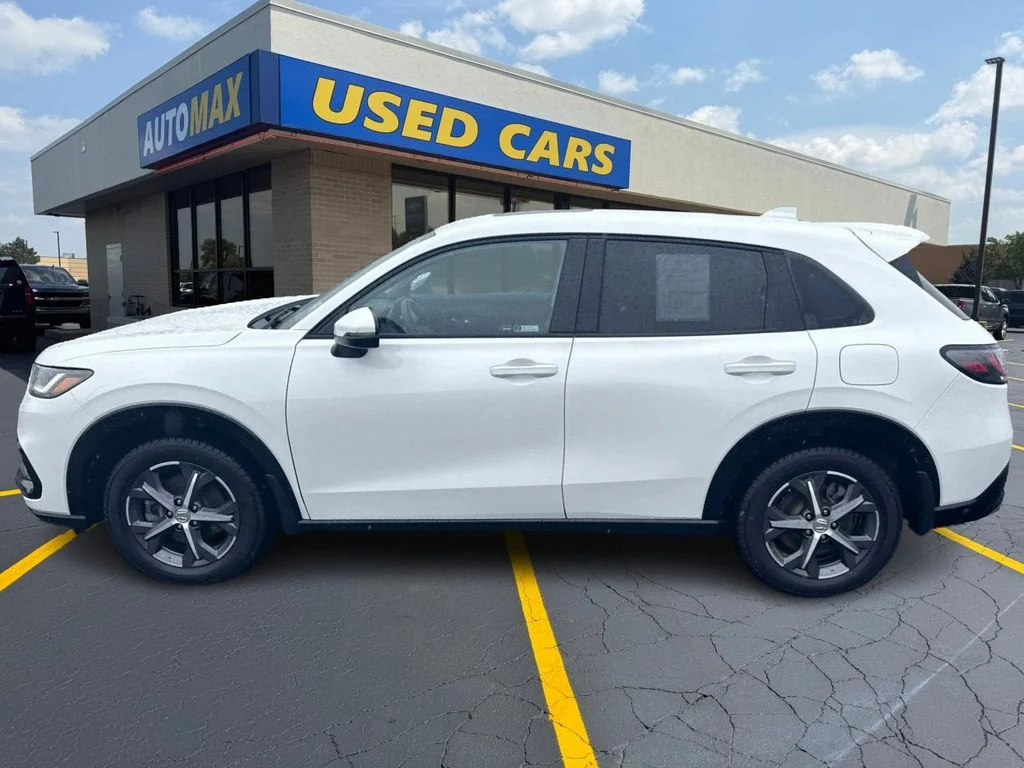 Used 2024 Lunar Silver Metallic Honda EX-L image 8