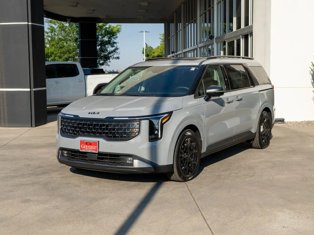 New 2027 White Kia SX image 3