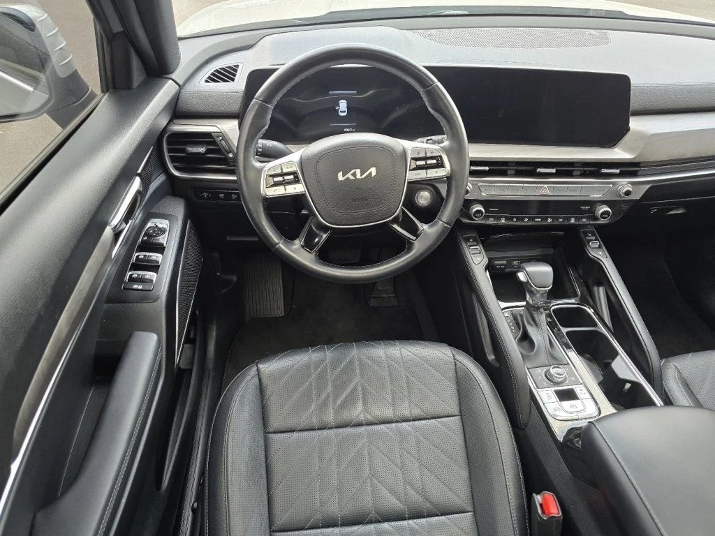 Used 2024 Gray Kia EX X-Line image 22