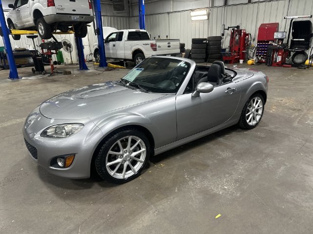 Used 2012 Liquid Silver Metallic Mazda PRHT Grand Touring image 33