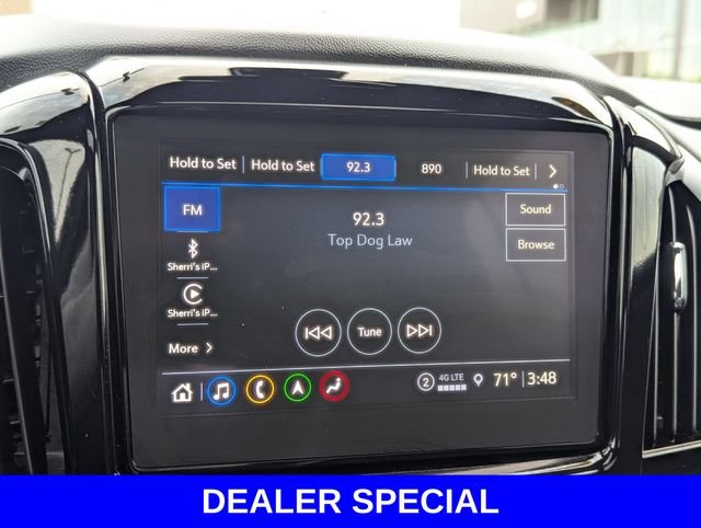 Used 2023 Beige Chevrolet High Country image 15