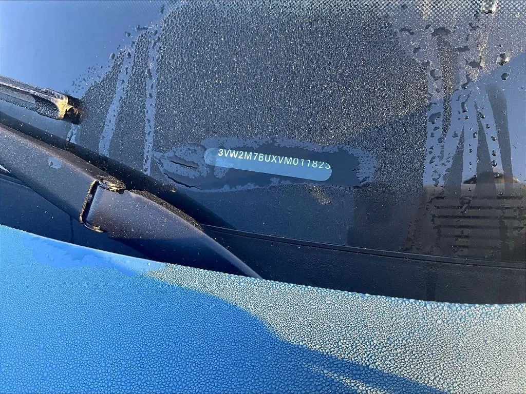 New 2027 Monterey Blue Pearl Volkswagen 2.0T Autobahn image 8