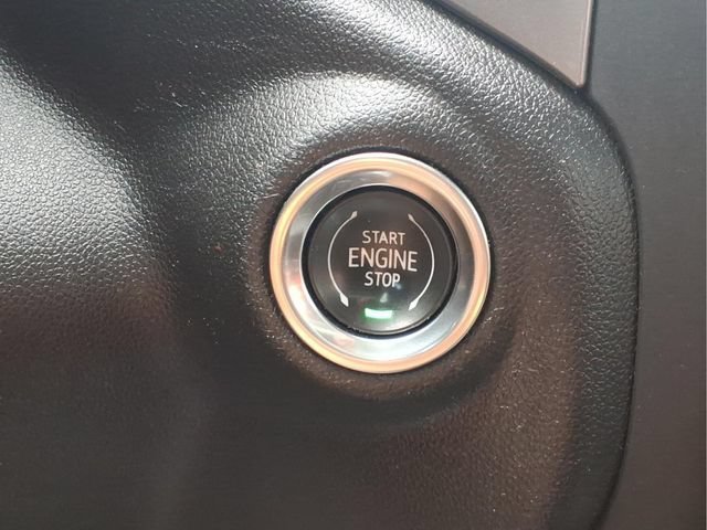 Used 2024 Onyx Black GMC Pro image 9
