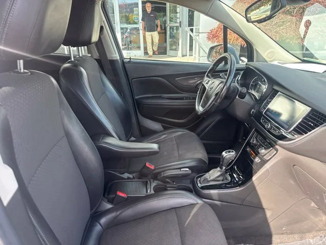 Used 2020 Gray Buick Preferred image 30