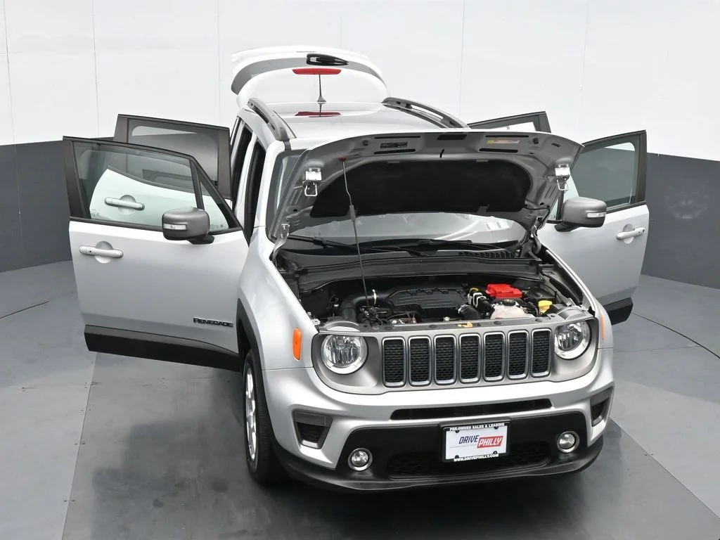 Used 2021 Silver Jeep Limited image 33