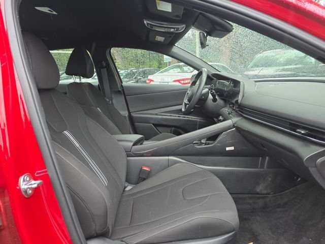 Certified Used 2025 Red Hyundai SEL Sport image 10