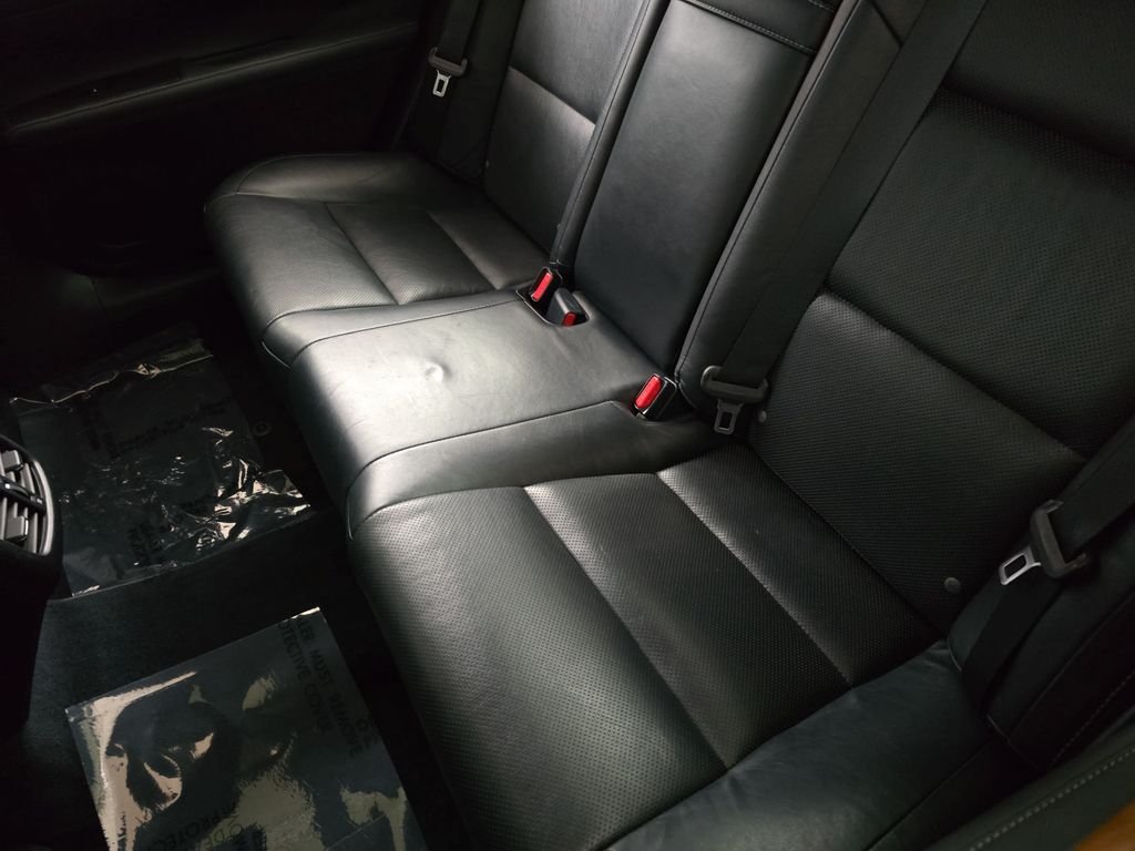 Used 2015 Obsidian Lexus 300h image 14