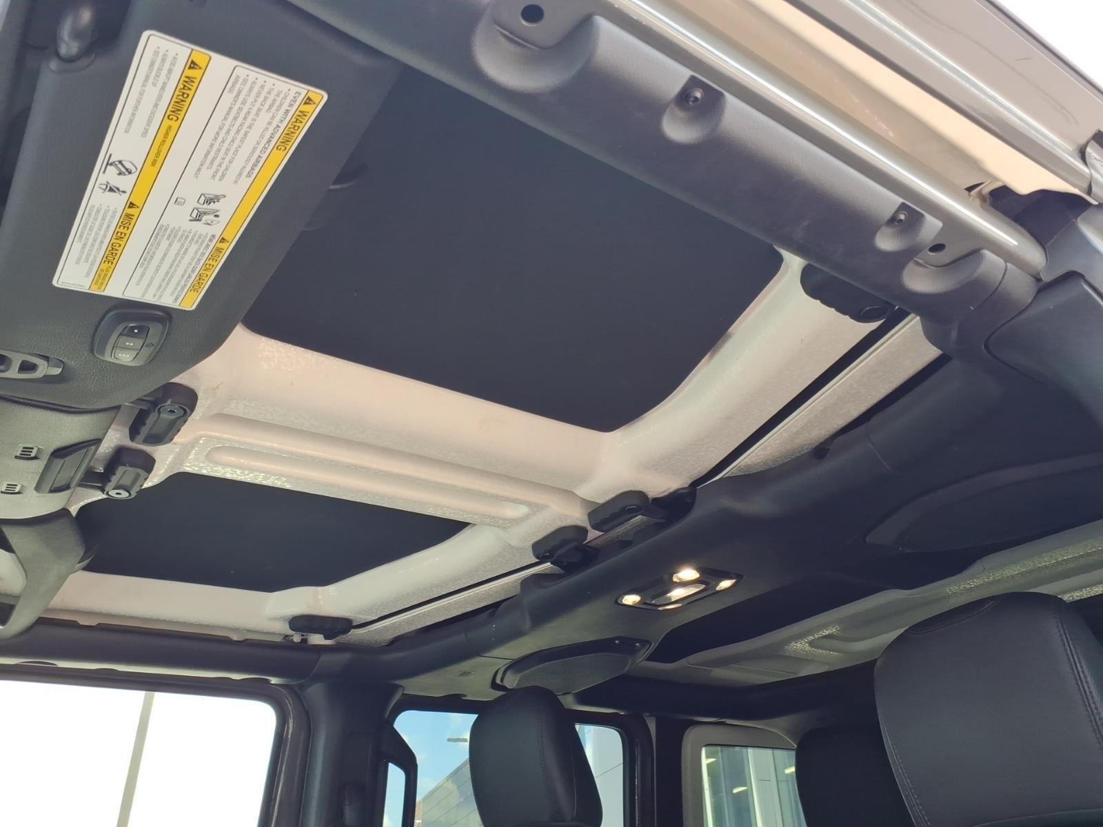 Used 2021 Sting-Grey Jeep Unlimited Altitude image 6