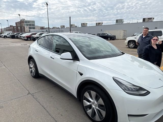 2020 Tesla Model Y Long Range Dual Motor All-Wheel Drive's photo