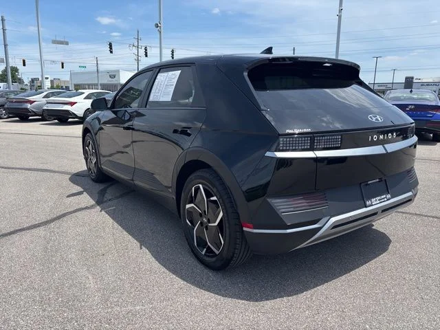 Used 2023 Abyss Black Hyundai SEL image 8