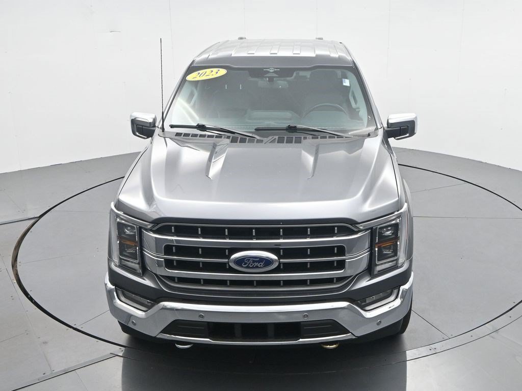 Used 2023 Gray Metallic Ford LARIAT image 25
