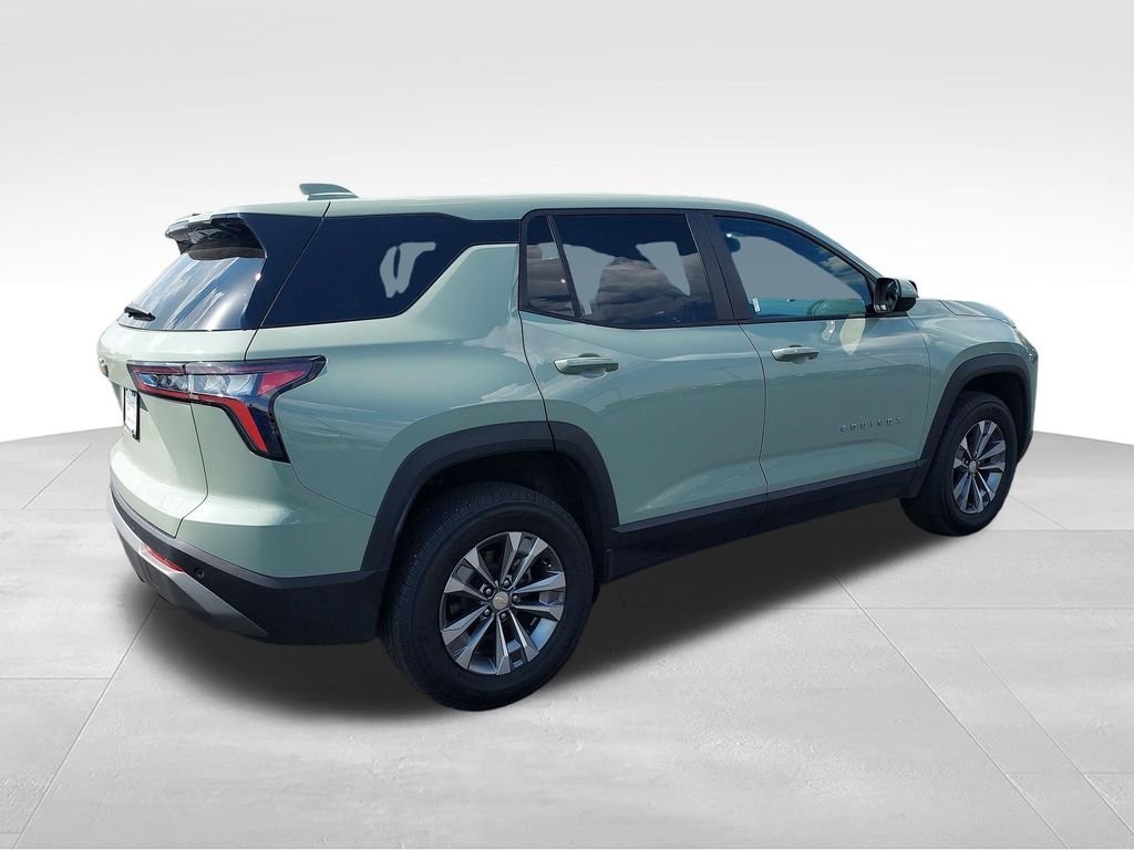 Used 2025 Green Chevrolet LT image 5