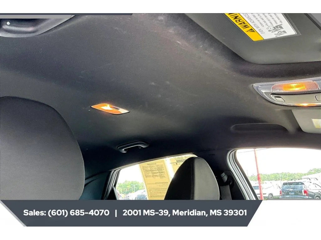 Used 2025 SERENITY WHITE Hyundai SEL Sport image 16