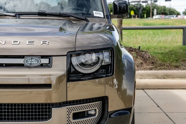 2025 Land Rover Defender X-Dynamic SE - Photo 60
