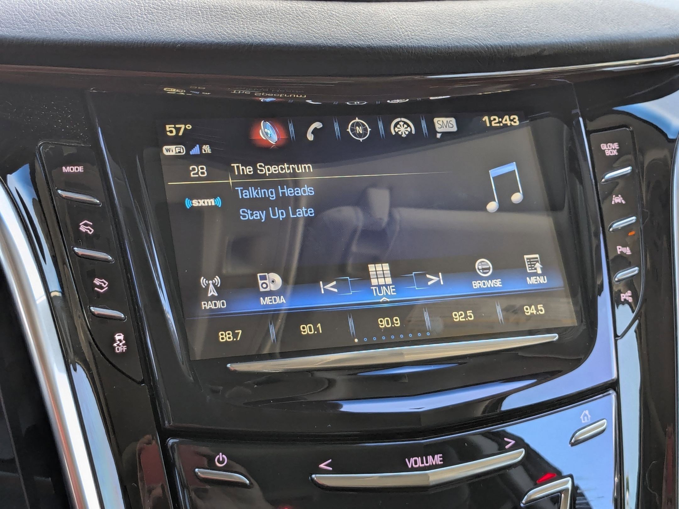 Certified Used 2019 BLACK RAVEN Cadillac Luxury image 20