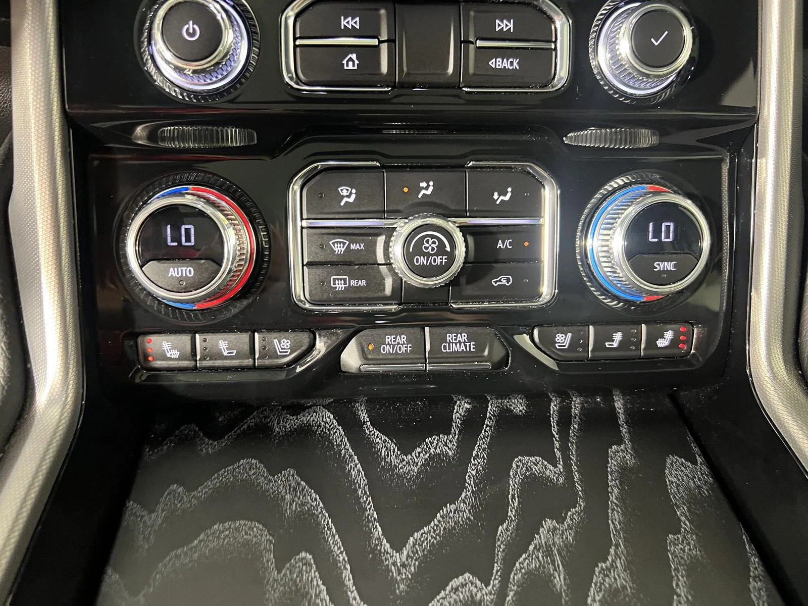 Used 2023 Onyx Black GMC Denali image 20