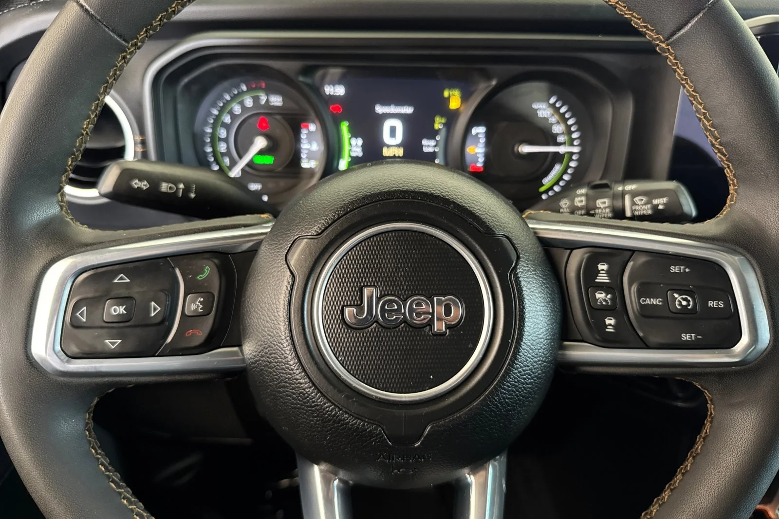 Used 2024 ANVIL CLEAR-COAT Jeep Sahara image 23