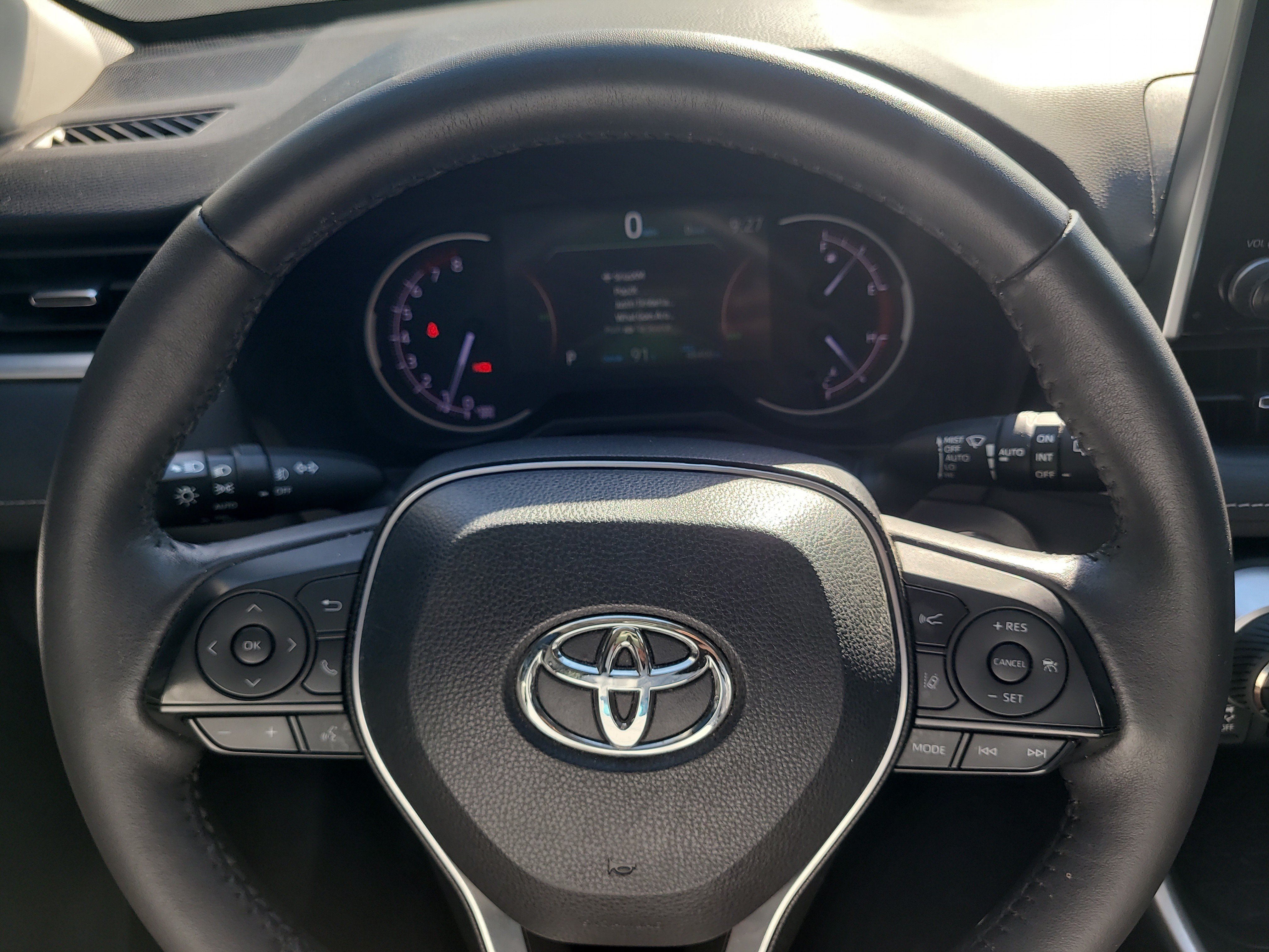 Used 2024 Magnetic Gray Metallic Toyota XLE Premium image 30