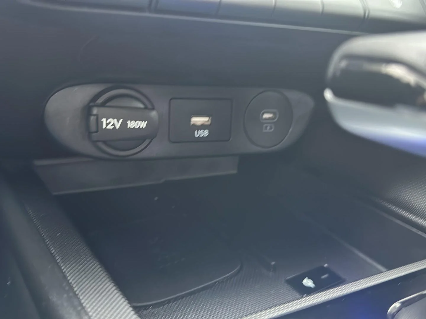 Used 2025 Red Hyundai Limited image 20