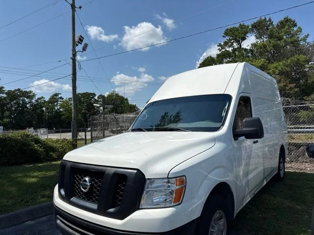 Used 2021 White Nissan SV image 1