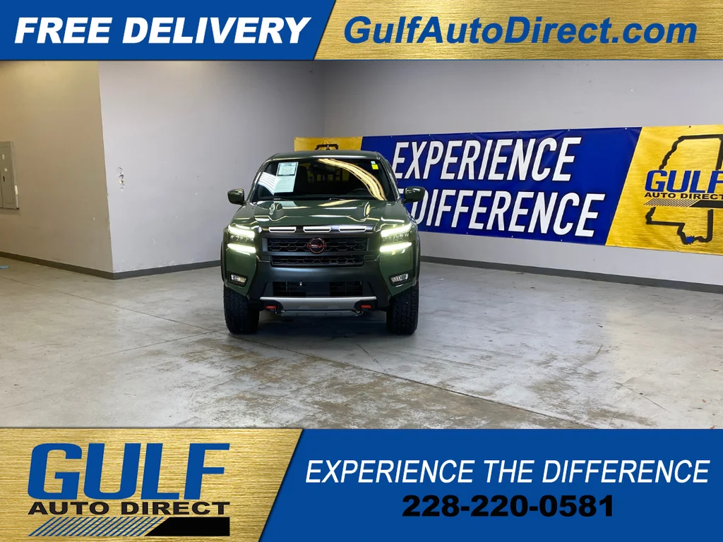 Used 2025 Green Nissan PRO-4X image 3