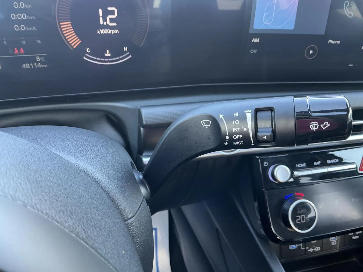 Used 2025 Blue Hyundai Preferred image 17