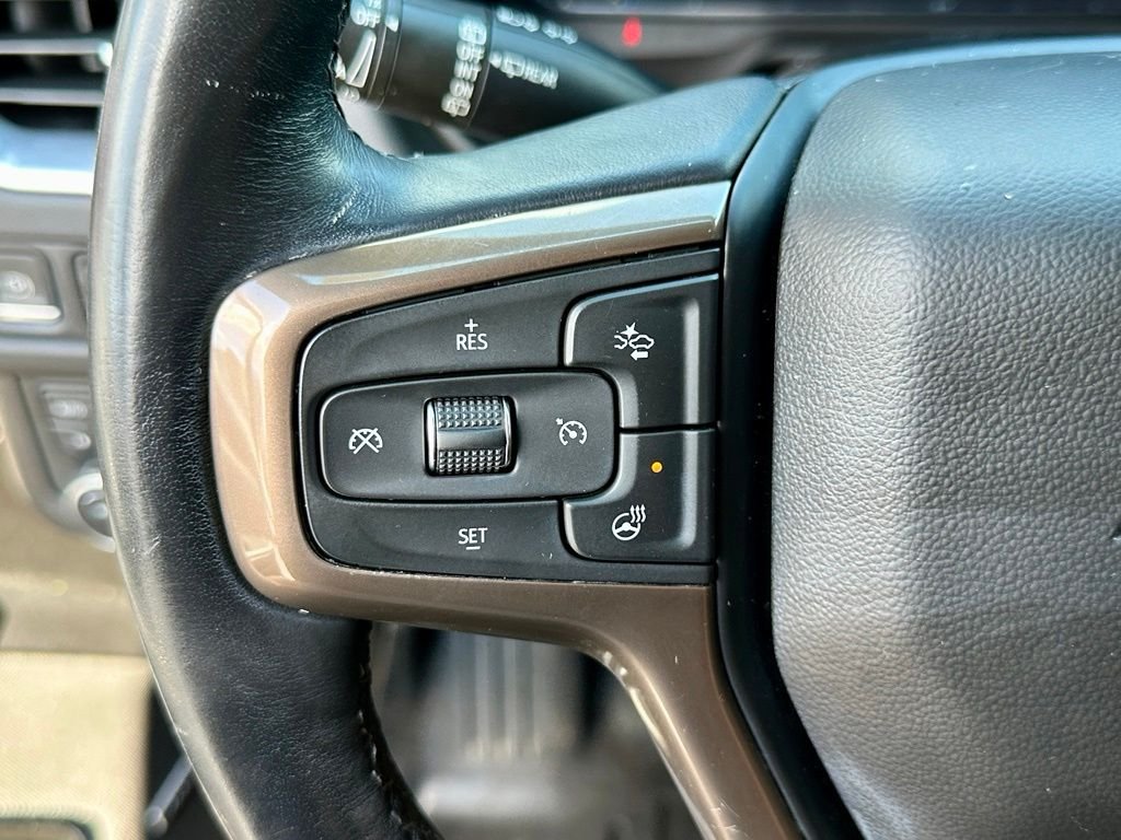 Used 2022 Gray Chevrolet High Country image 37