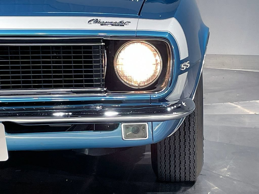 Used 1967  Chevrolet  image 21