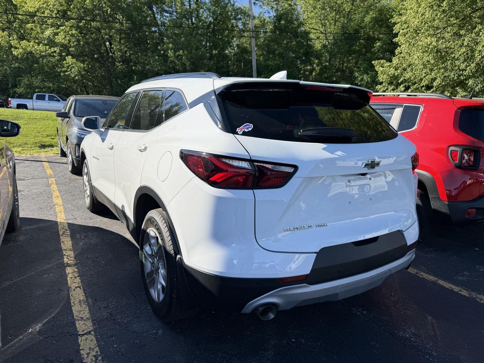 Used 2020 Summit White Chevrolet LT image 2