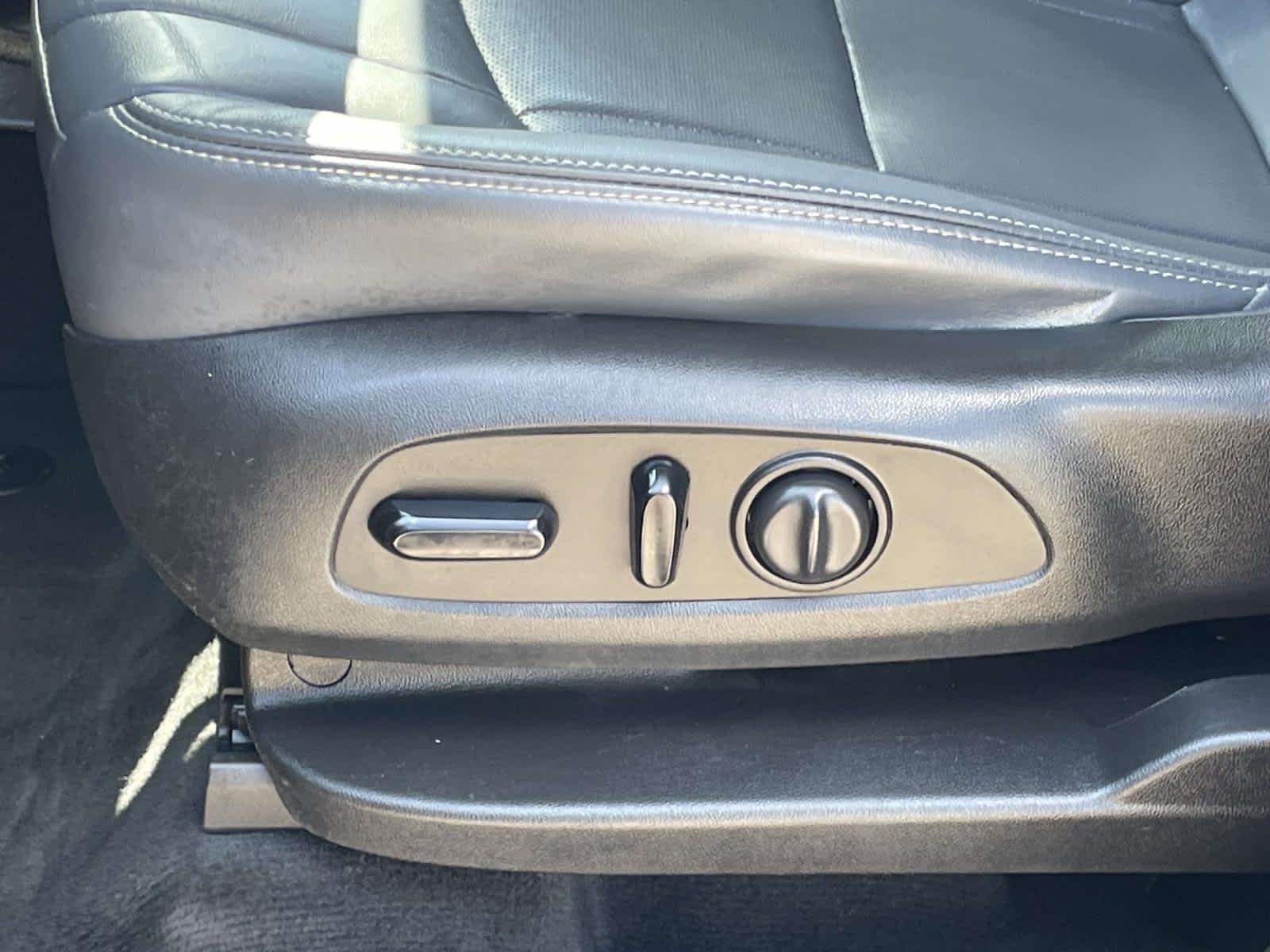 Used 2020 Satin Steel Metallic Buick Essence image 14