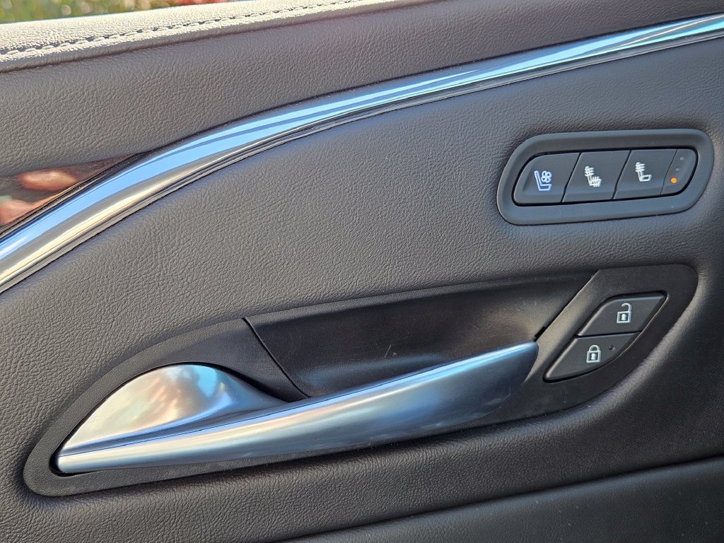 2023 Cadillac Escalade Sport - Photo 33