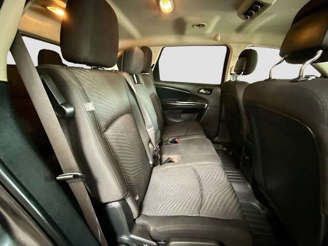 Used 2016 Granite Crystal Metallic Clearcoat Dodge SXT image 25