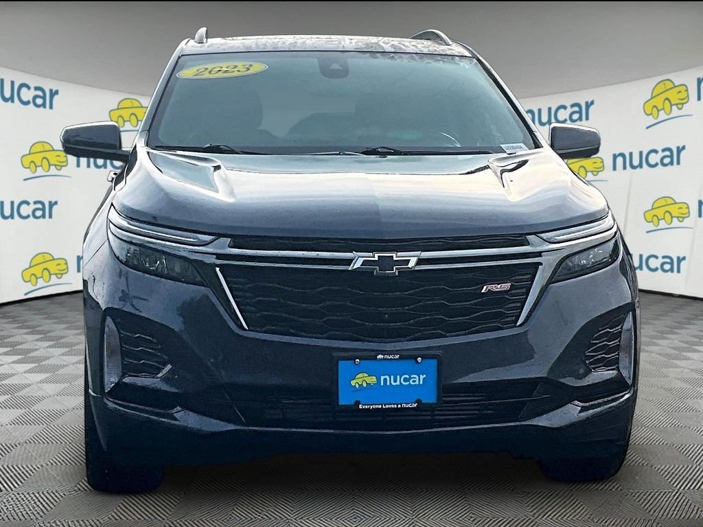 Used 2023 Gray Chevrolet RS image 2