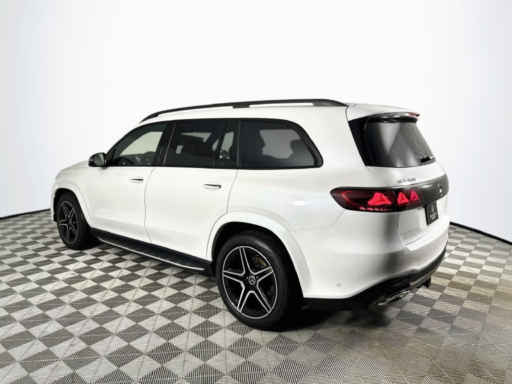 New 2027 MANUFAKTUR Moonlight White Metallic Mercedes-Benz GLS 450 image 39
