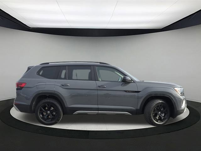 New 2026 Pure Gray Volkswagen 2.0T Peak Edition image 8