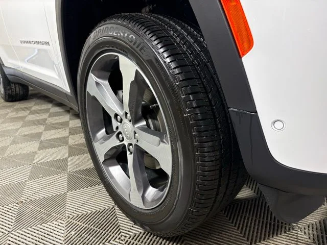 New 2026 White Jeep Limited image 9
