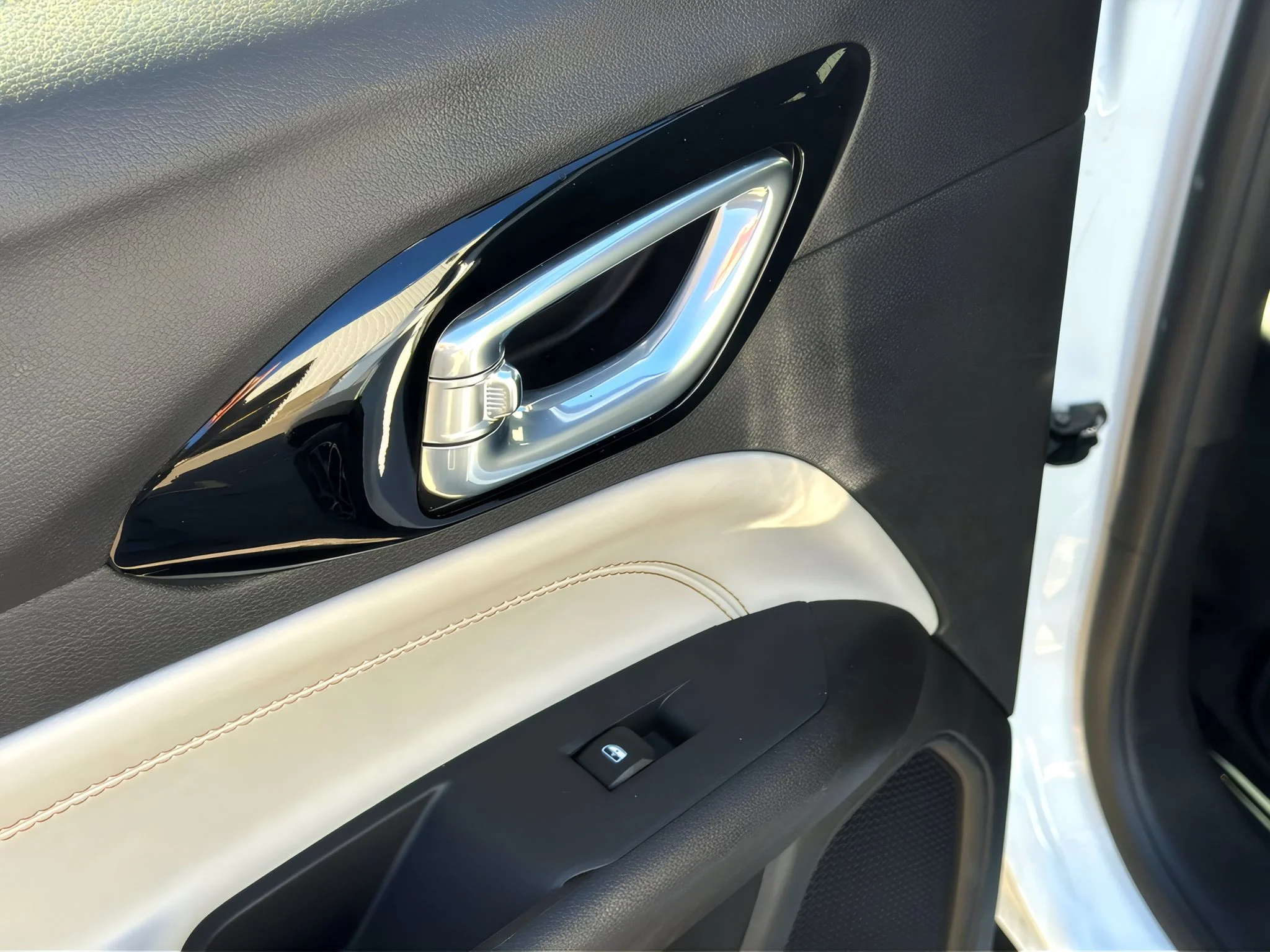 2025 Jeep Compass Limited - Photo 29