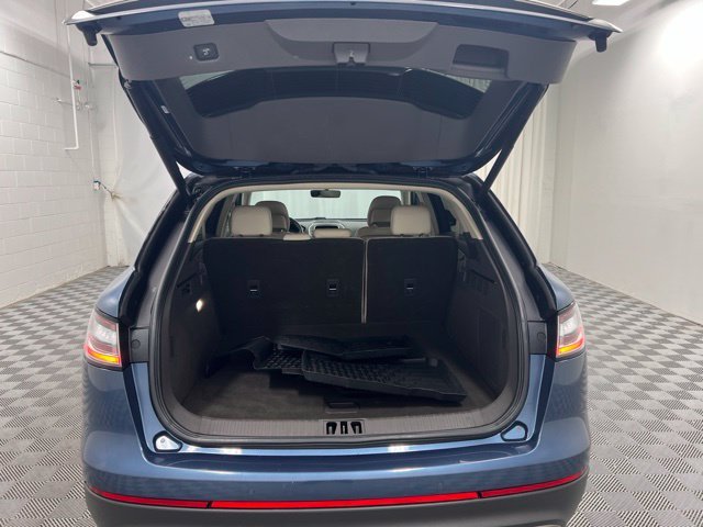 Used 2019 Blue Lincoln Standard image 8