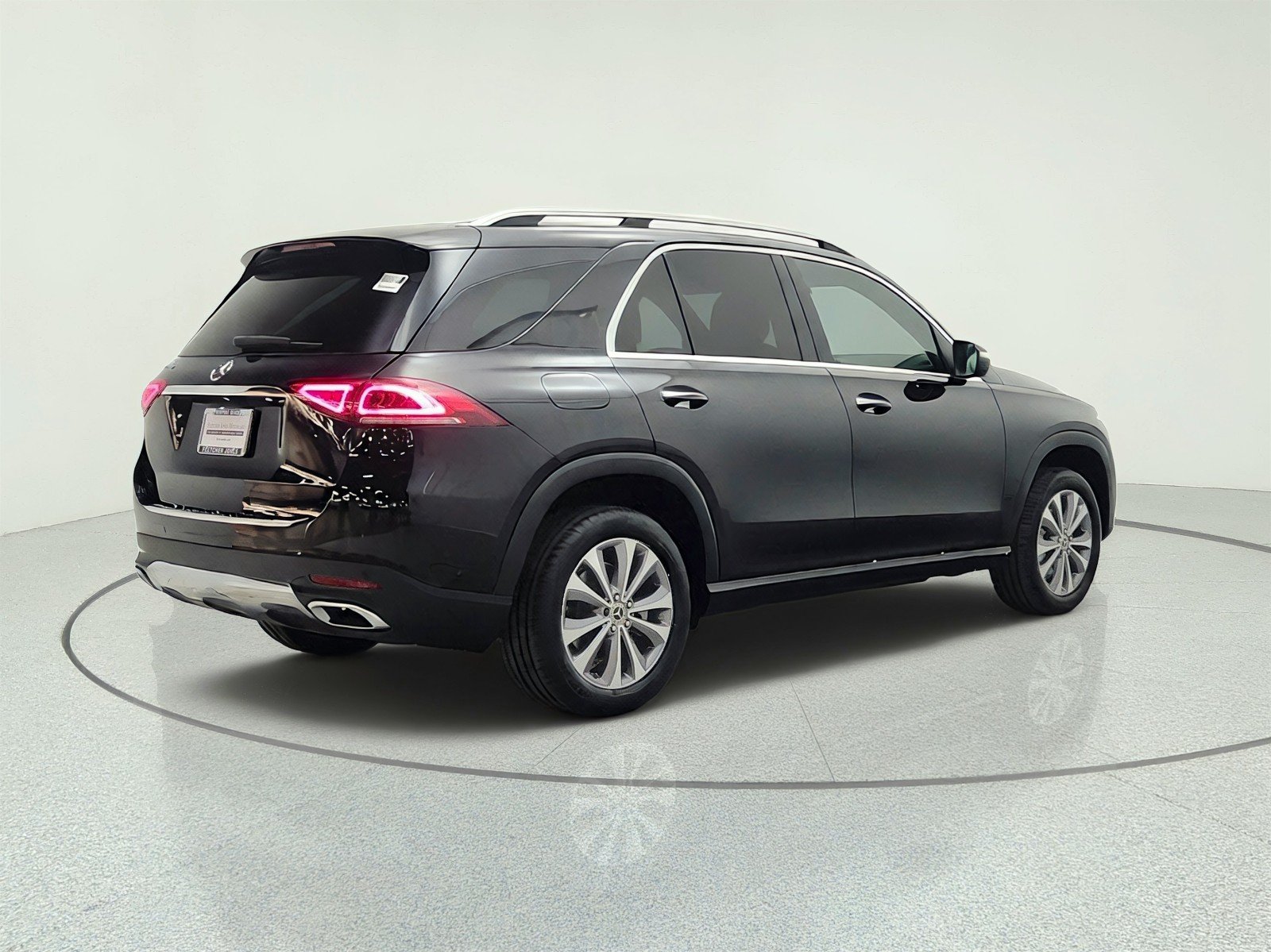 Certified Used 2022 Black Mercedes-Benz GLE 350 SUV image 5
