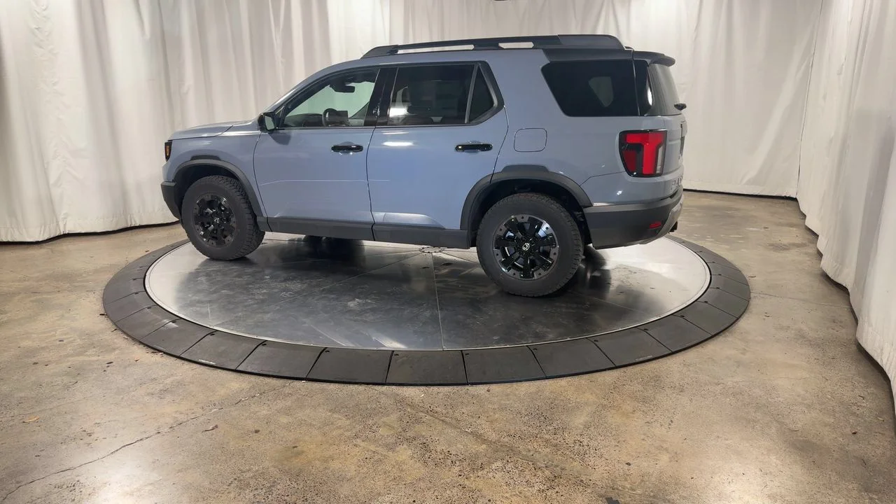 New 2026 Sonic Gray Pearl Honda TrailSport Elite image 9