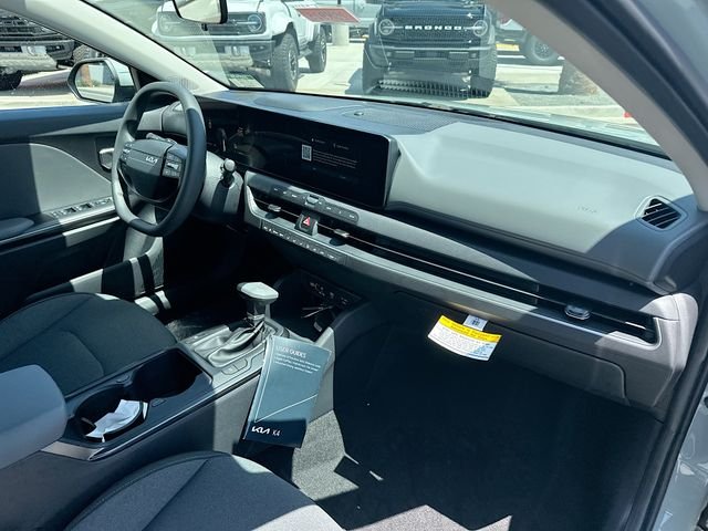 New 2026 Gray Kia LXS image 28