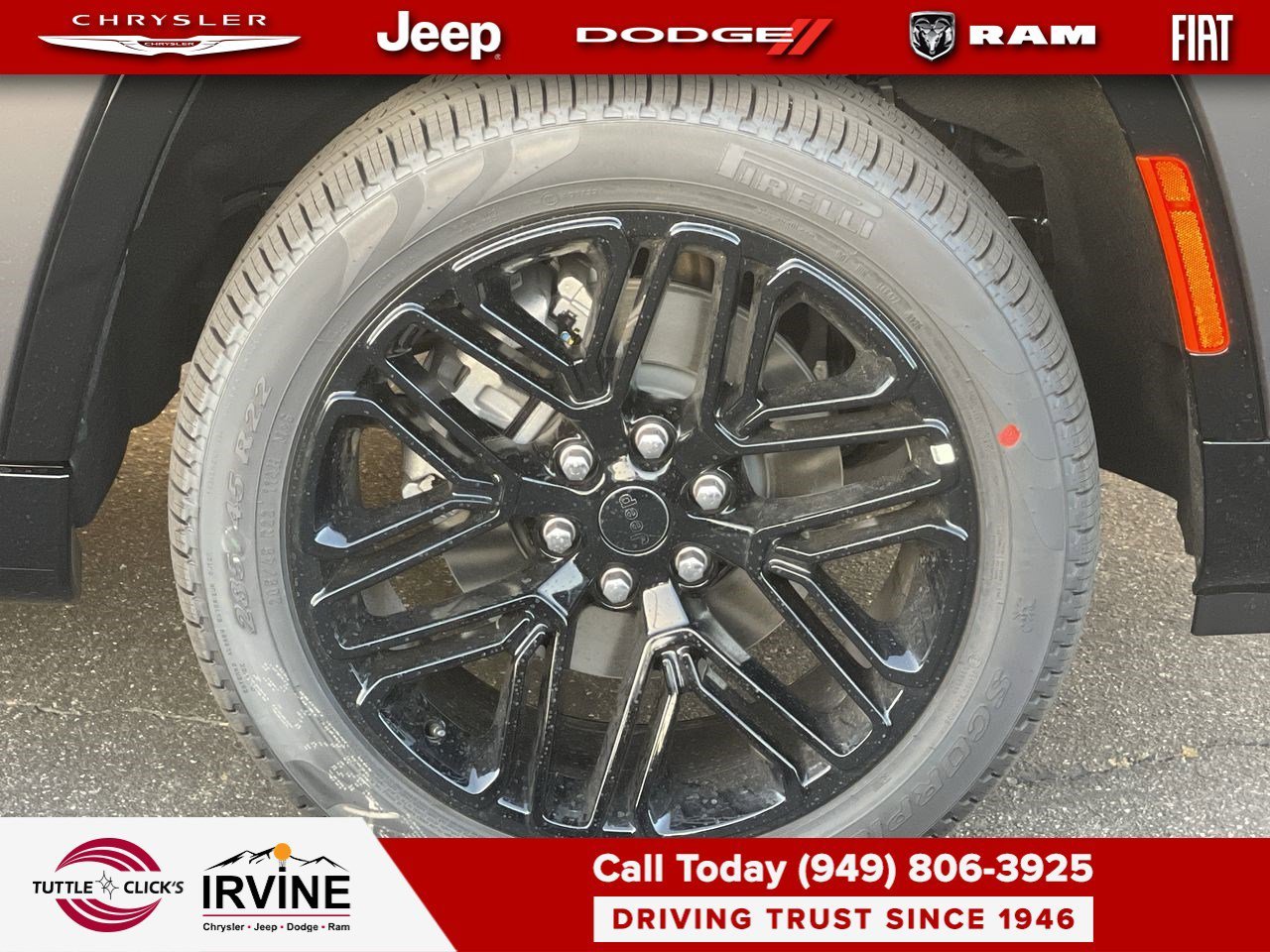 New 2026 Baltic-Gray Metallic Clear-Coat Exterior Paint Jeep Limited Reserve image 10