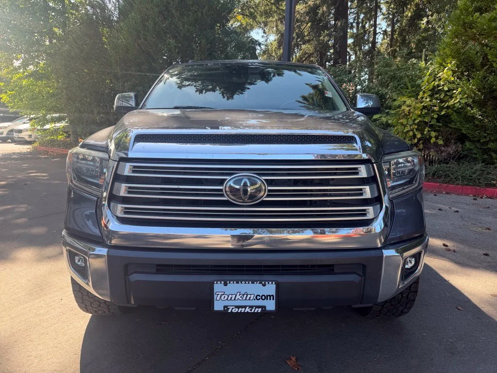 Used 2018 Magnetic Gray Metallic Toyota Limited image 8