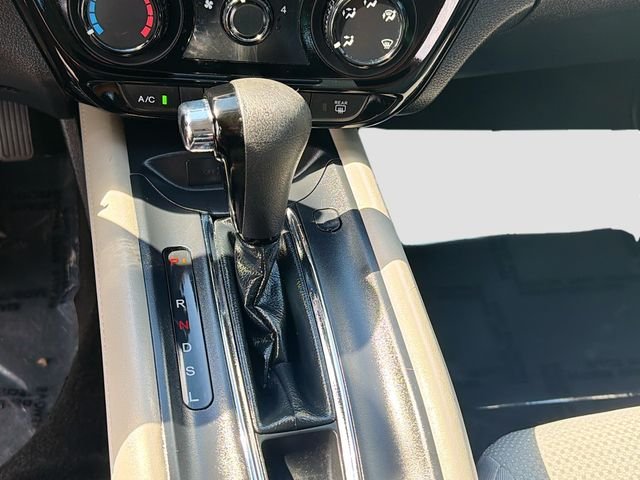 Used 2021  Honda LX image 16