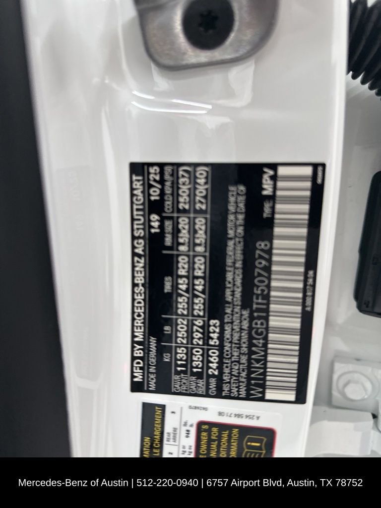 Certified Used 2026 White Mercedes-Benz GLC 300 image 35