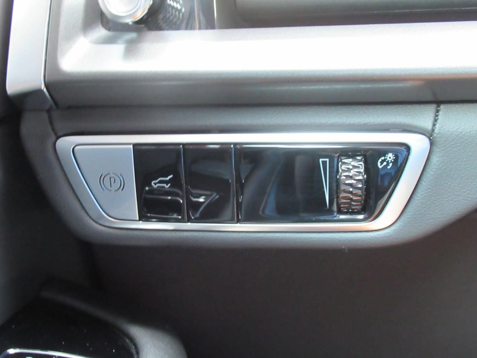 Certified Used 2026 Argent Silver Metallic Cadillac Sport image 25