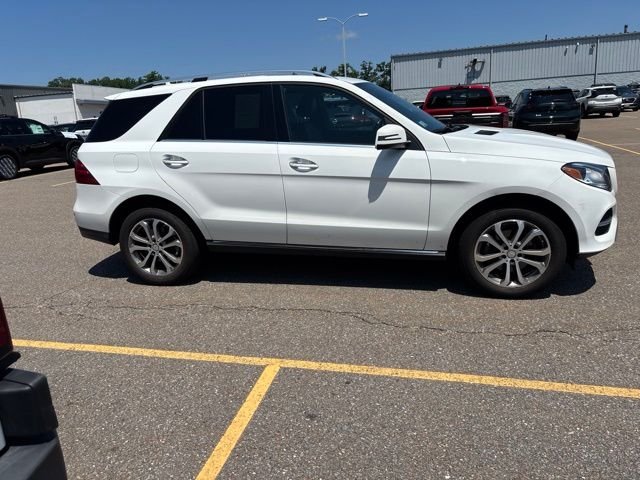 Used 2016 White Mercedes-Benz GLE 350 image 4