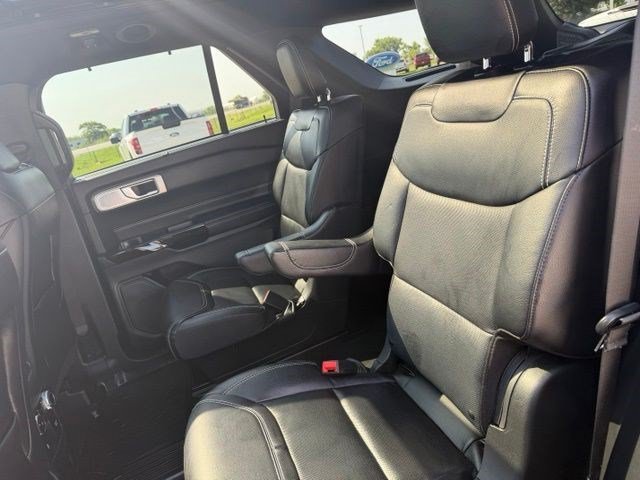 Used 2023 White Metallic Ford ST image 25