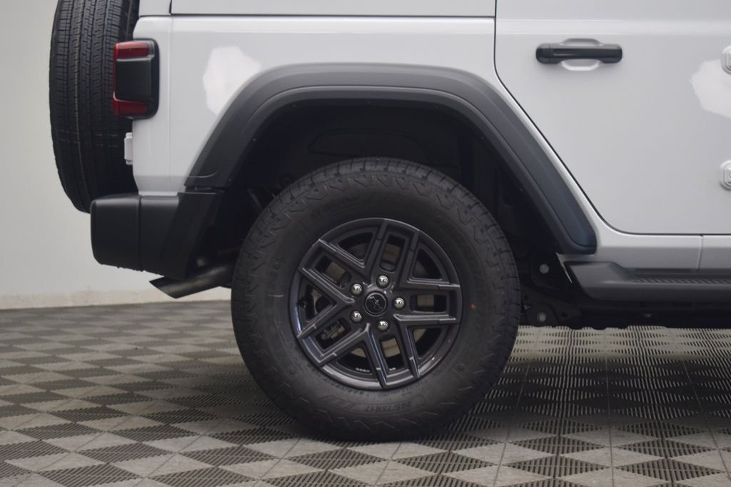 New 2026 Bright White Clear-Coat Exterior Paint Jeep Sport S image 7